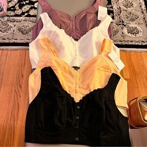 Women's Lace Trim Bras - Black, White, Peach, Purple Snap front!!